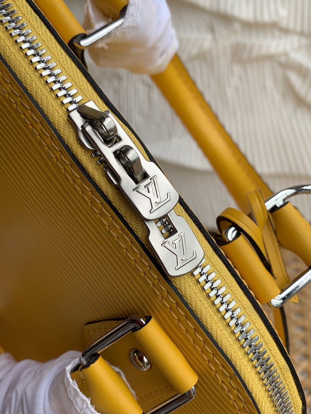 Dragons Bags ln Luxury Bag --56431