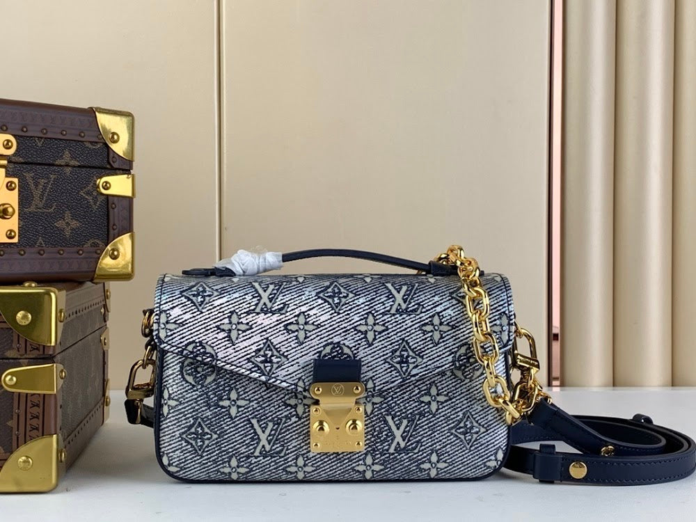Dragons Bags ln Luxury Bag --68381