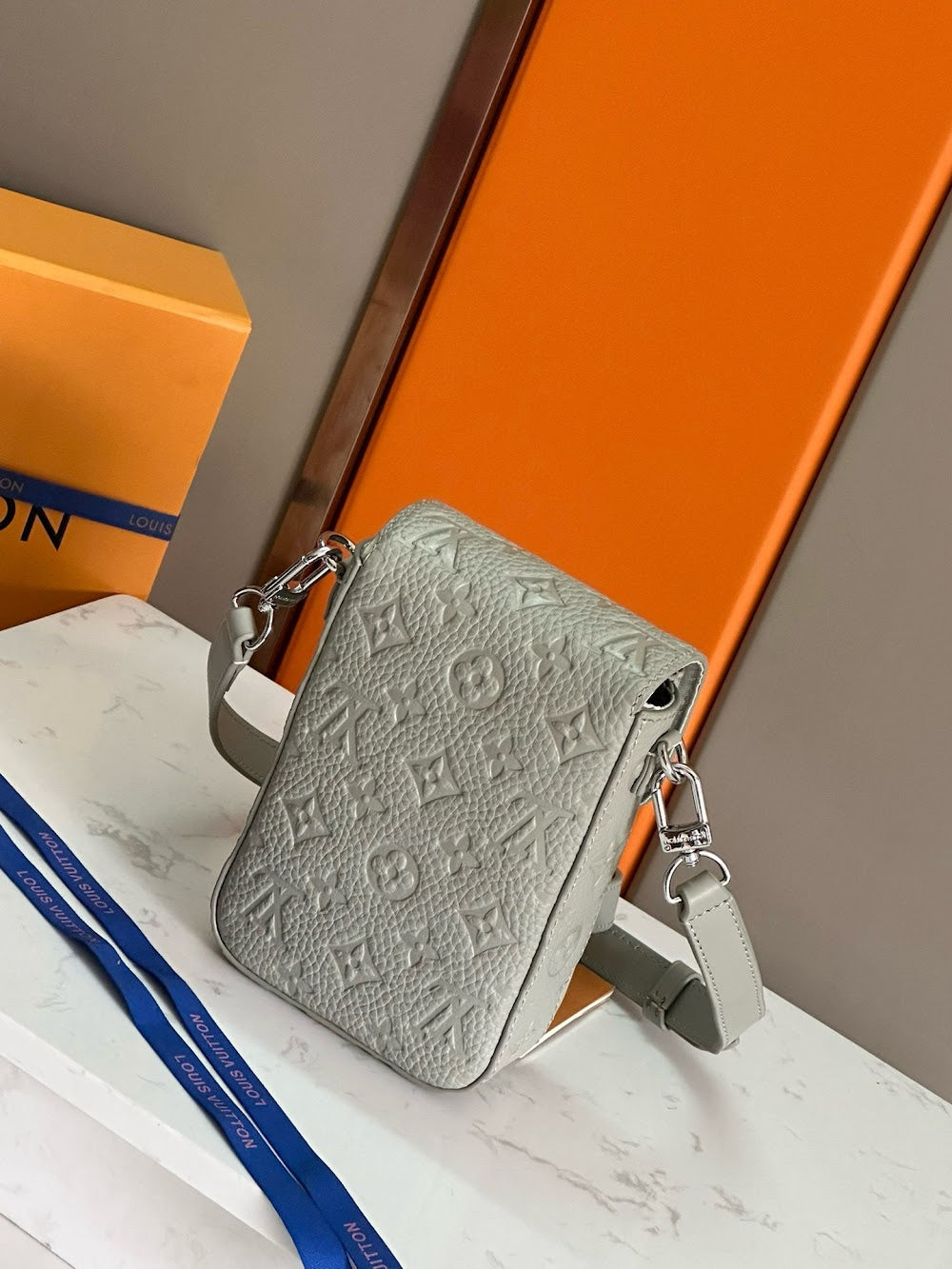 Dragons Bags ln Luxury Bag --70680
