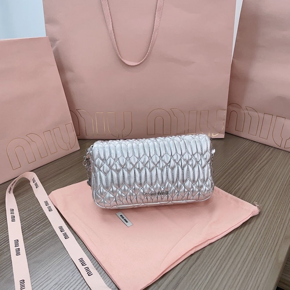 Dragons Bags Miun Miun Luxury Bag --122380