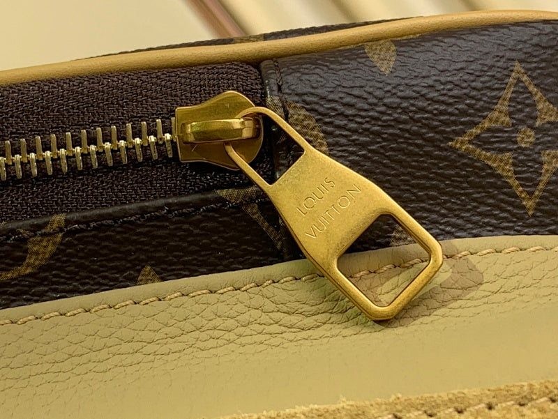 Dragons Bags ln Luxury Bag --69377