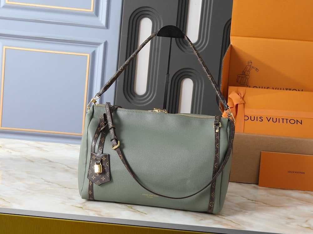 Dragons Bags ln Luxury Bag --77751