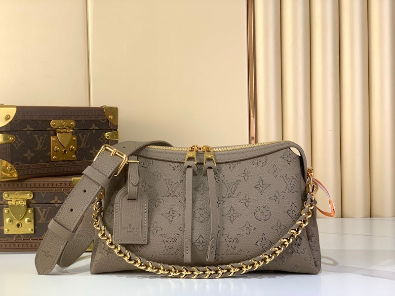 Dragons Bags ln Luxury Bag --62945