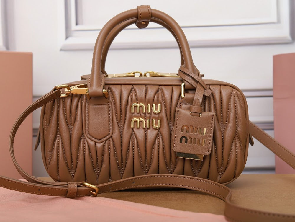 Dragons Bags Miun Miun Luxury Bag --122502