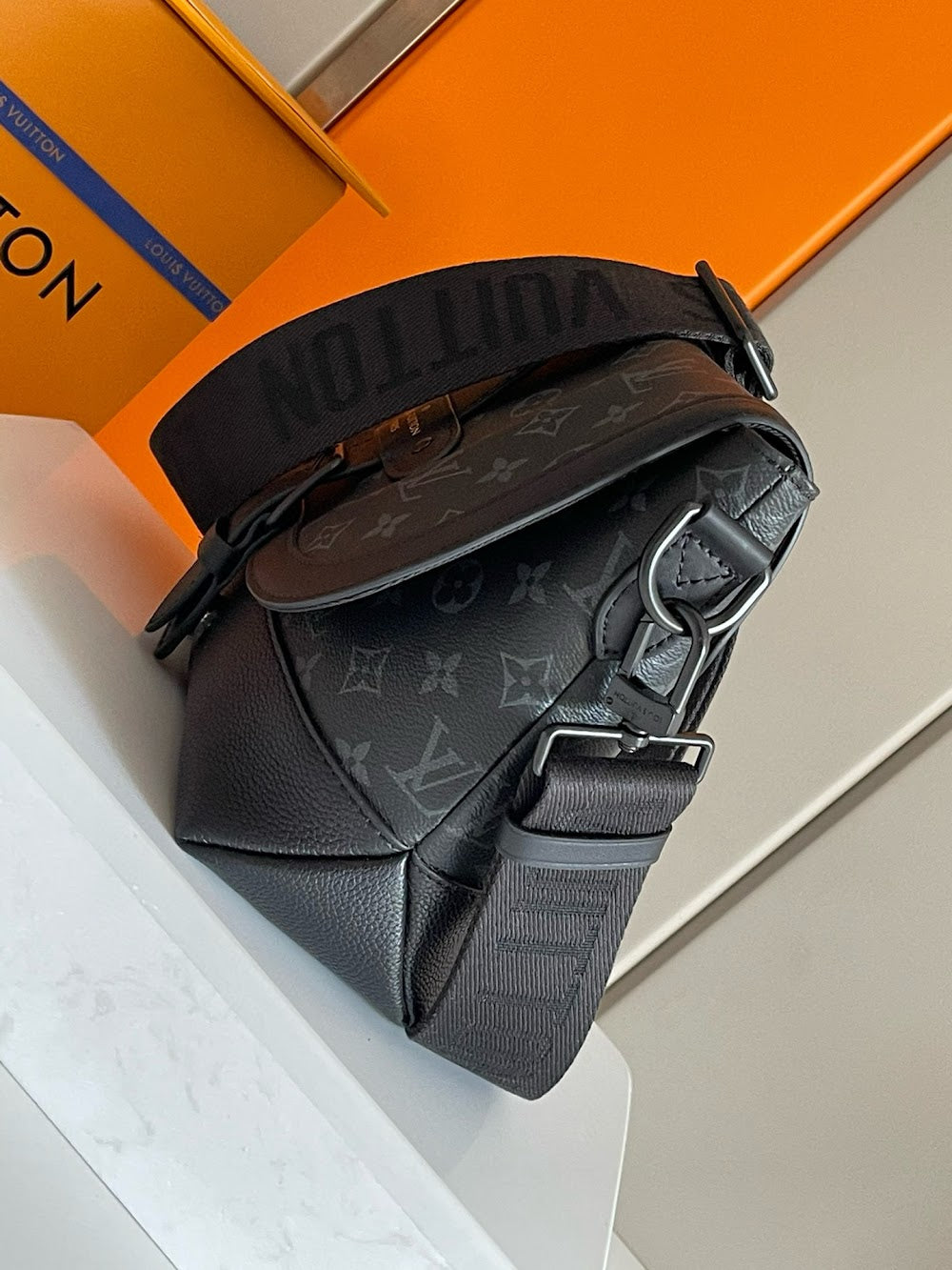 Dragons Bags ln Luxury Bag --70891