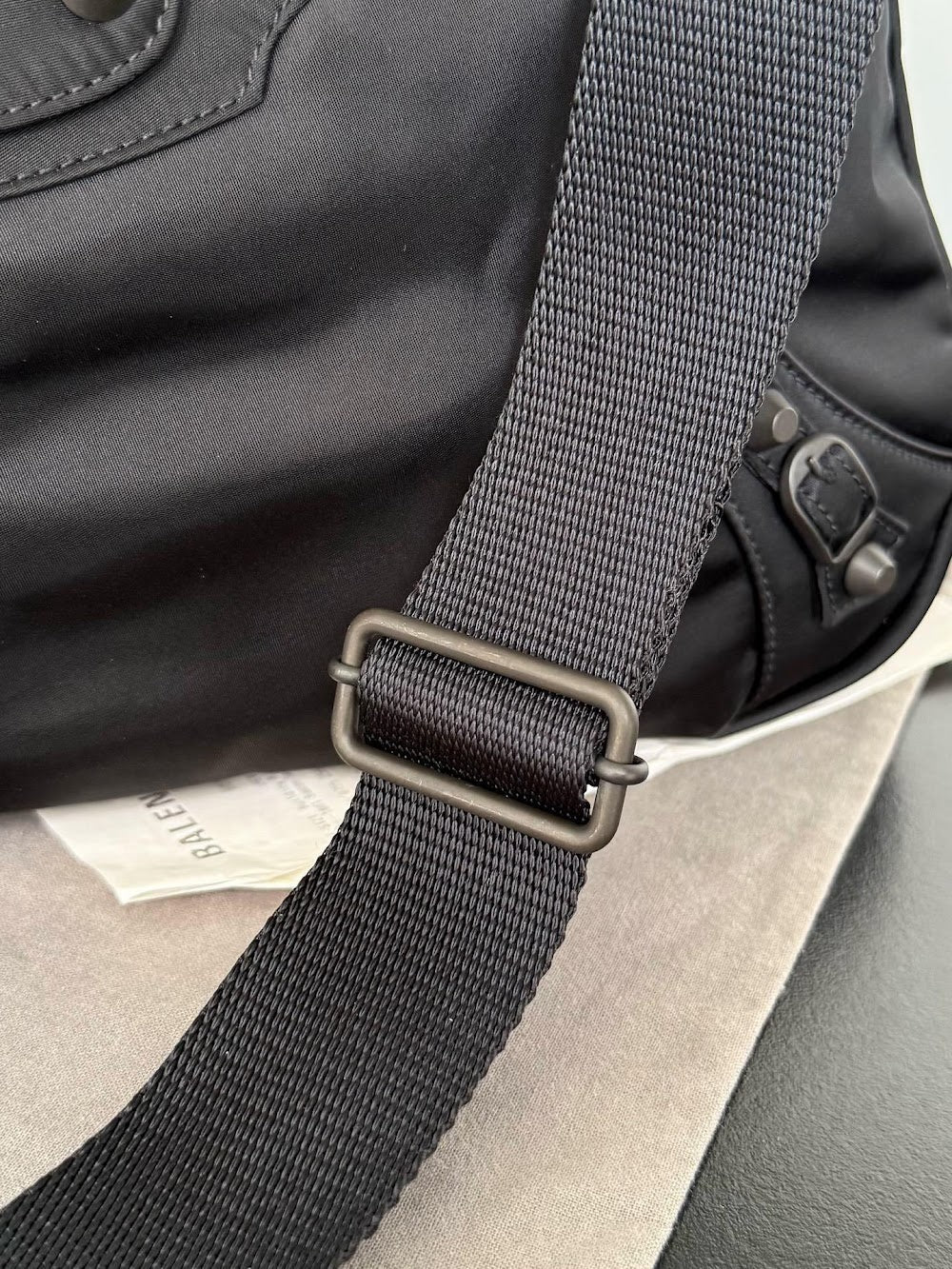 Dragons Bags Balenciaga Luxury Bag --111690