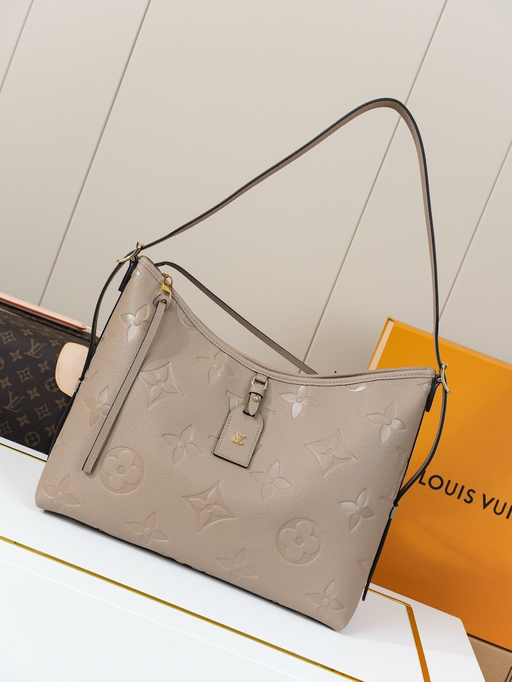 Dragons Bags ln Luxury Bag --81761