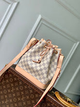 new-luxury-designer-bags-nm1392