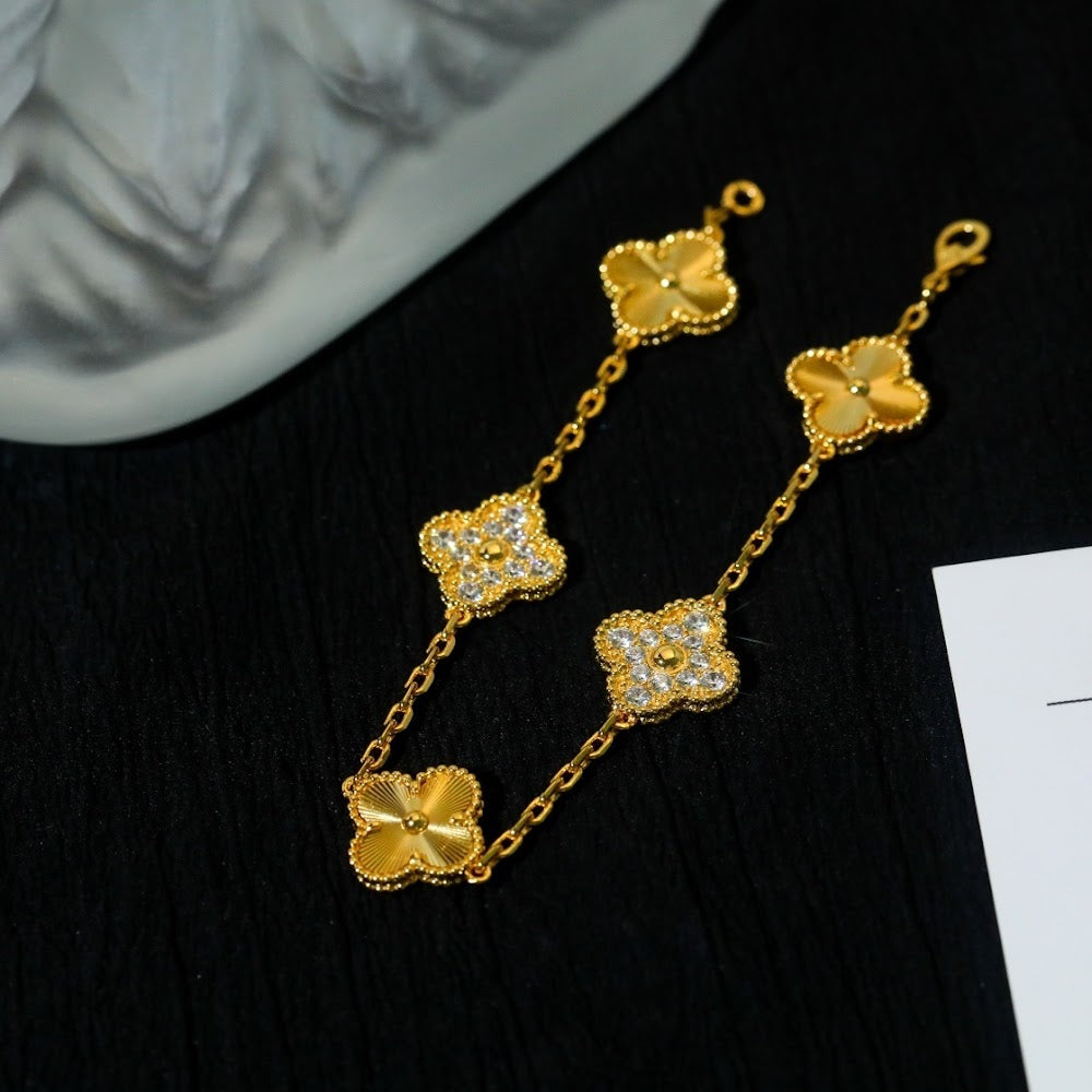 Dragons Bags VCA Luxury Jewelry --51752