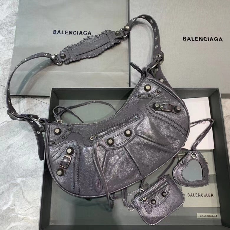 new-luxury-designer-bags-nm10862