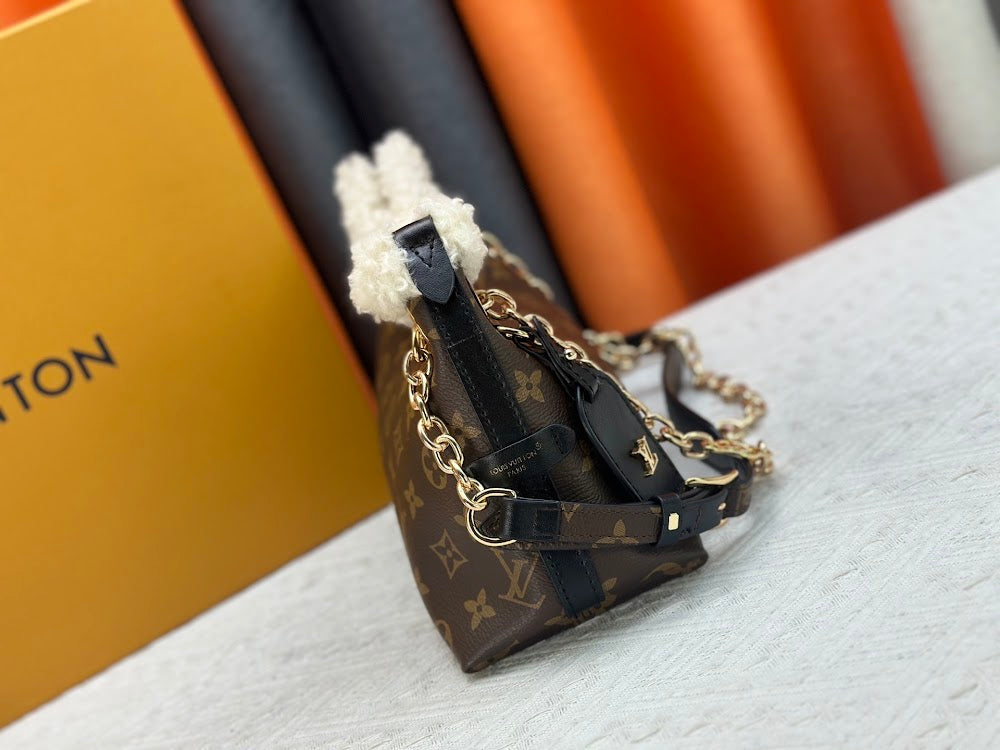 Dragons Bags ln Luxury Bag --77554
