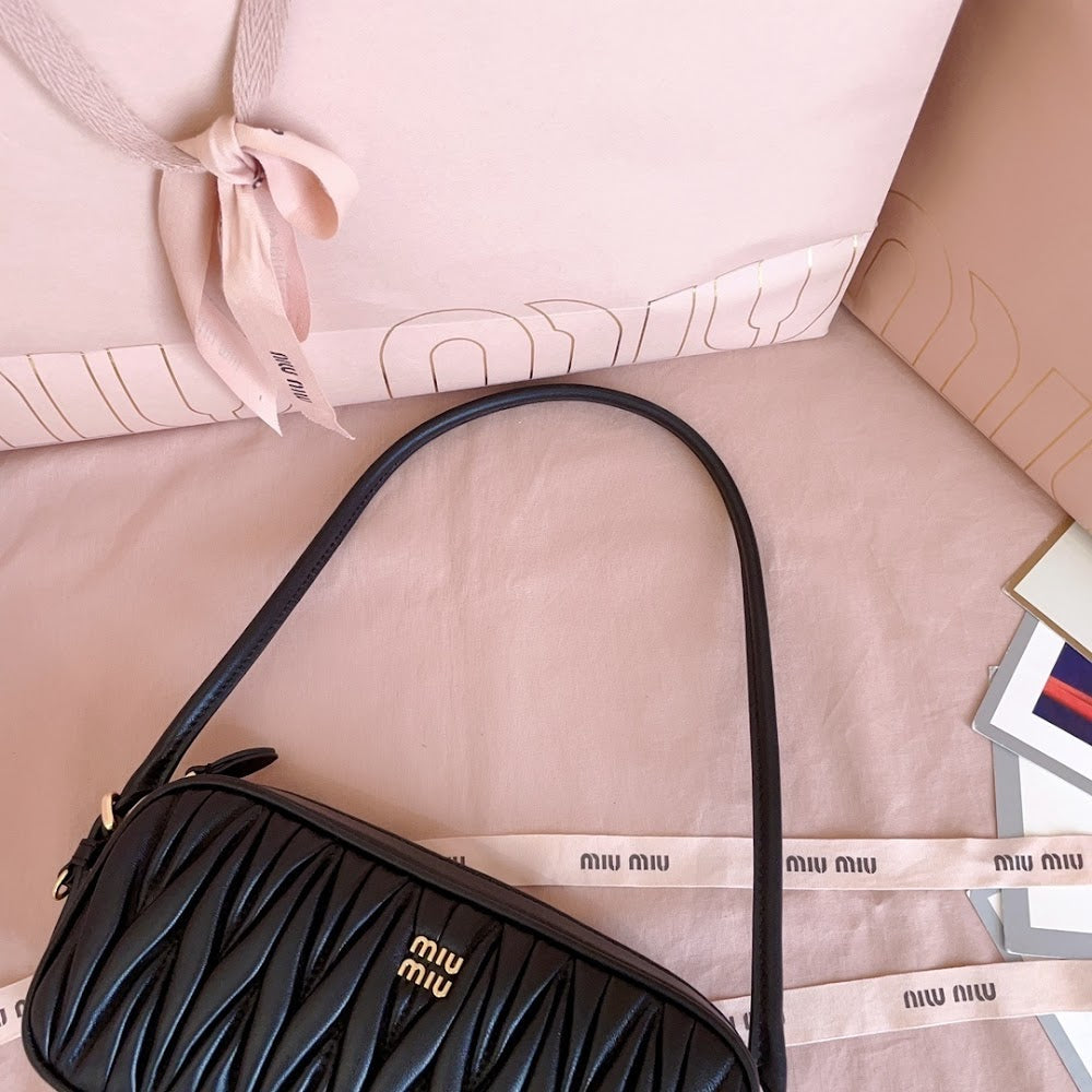 Dragons Bags Miun Miun Luxury Bag --122711