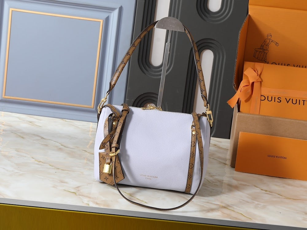 Dragons Bags ln Luxury Bag --77751