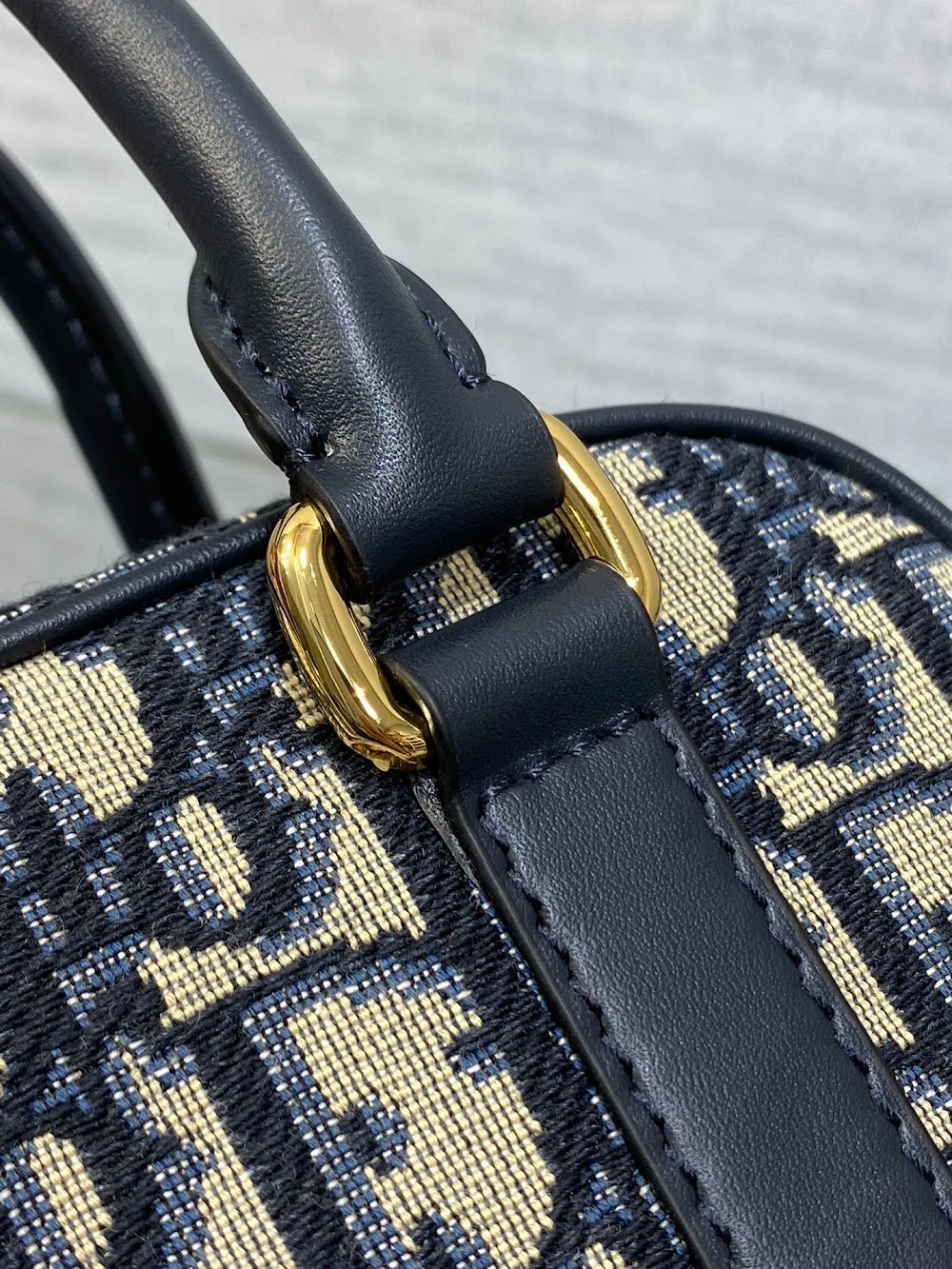 Dragons BagsDiorn Luxury Bag --115041