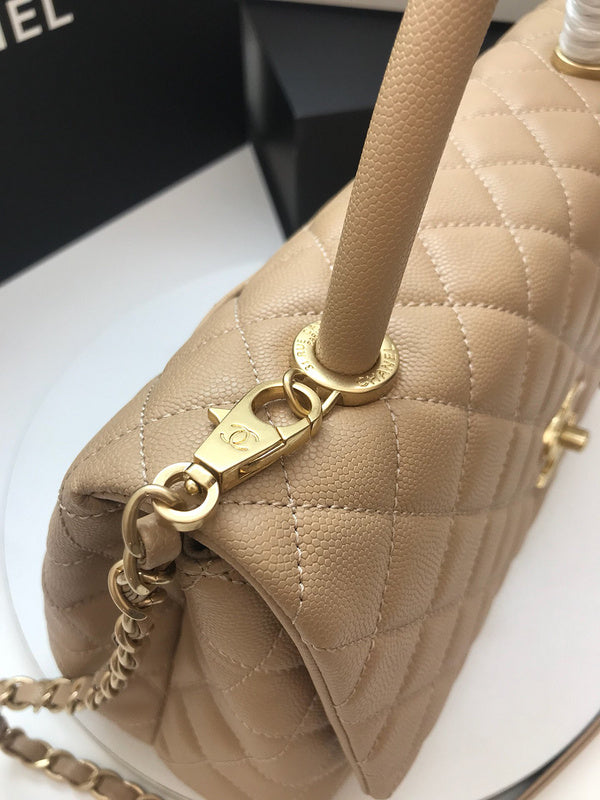 Dragons Bags Detail