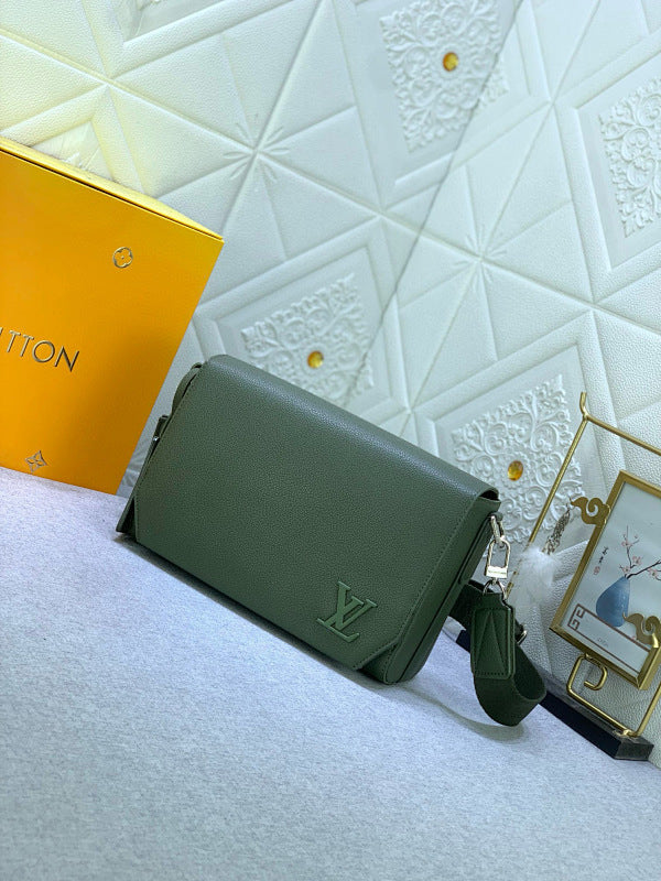 Dragons Bags ln Luxury Bag --71360