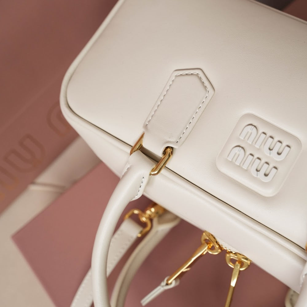 Dragons Bags Miun Miun Luxury Bag --123522