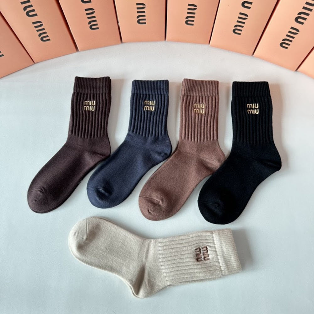 Dragons Bags Premium Luxury Socks --97925