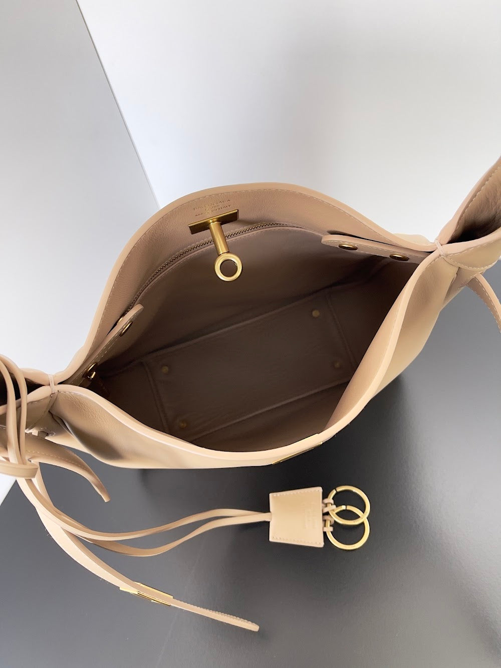 Dragons Bags Balenciaga Luxury Bag --111713
