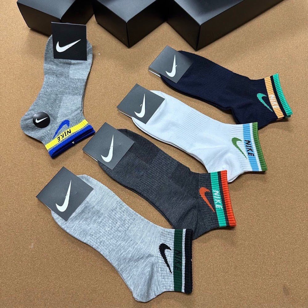 Dragons Bags Premium Luxury Socks --98493