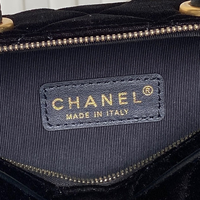 new-luxury-designer-bags-nm9836