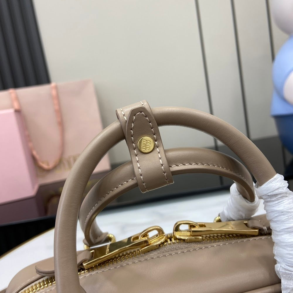 Dragons Bags Miun Miun Luxury Bag --122190