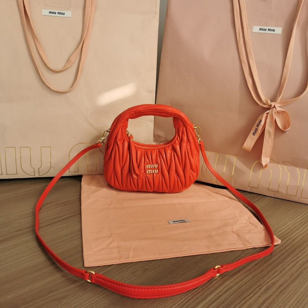 Dragons Bags Miun Miun Luxury Bag --122651