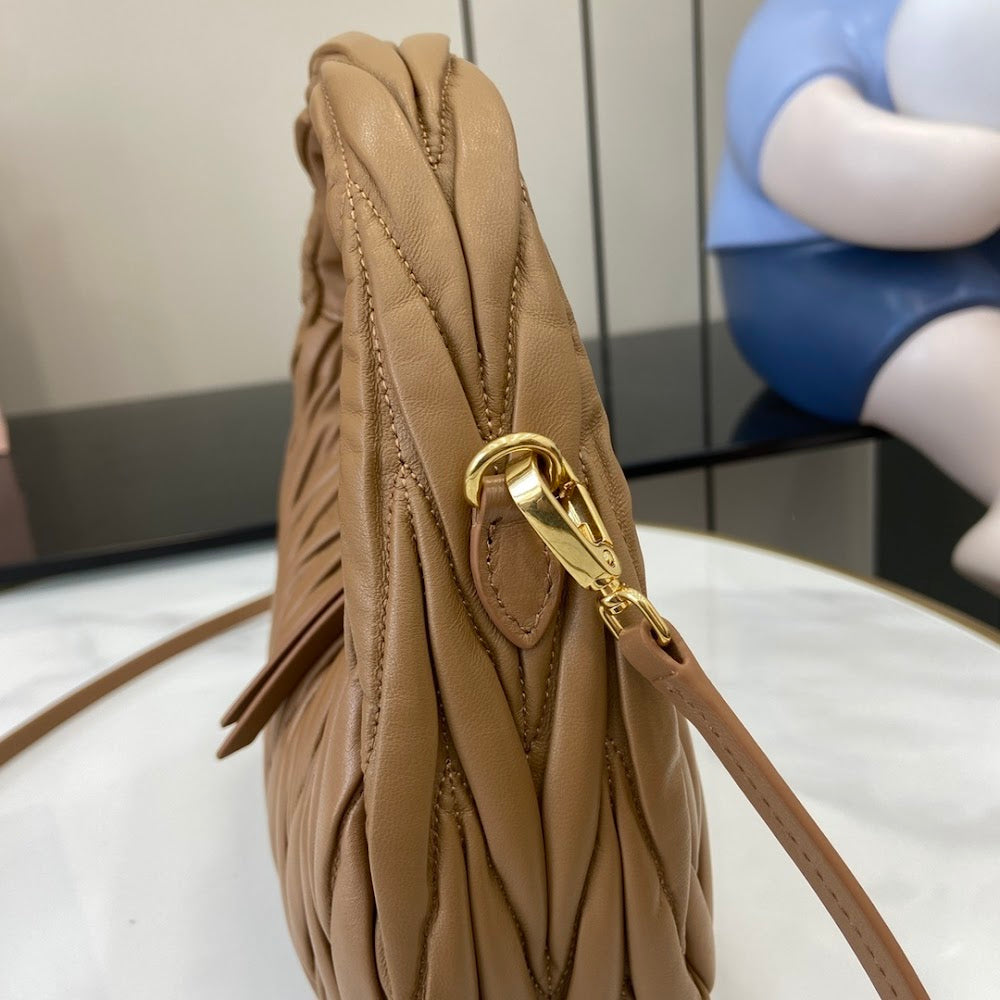 Dragons Bags Miun Miun Luxury Bag --122167