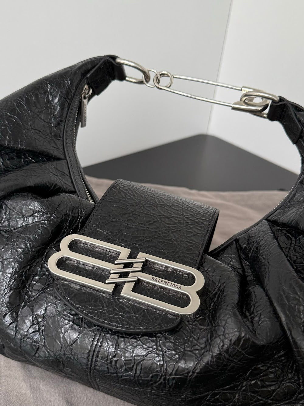 Dragons Bags Balenciaga Luxury Bag --111640