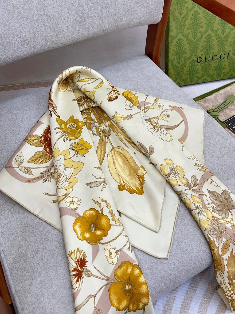 Dragons Bags Premium Designer Scarf --98804