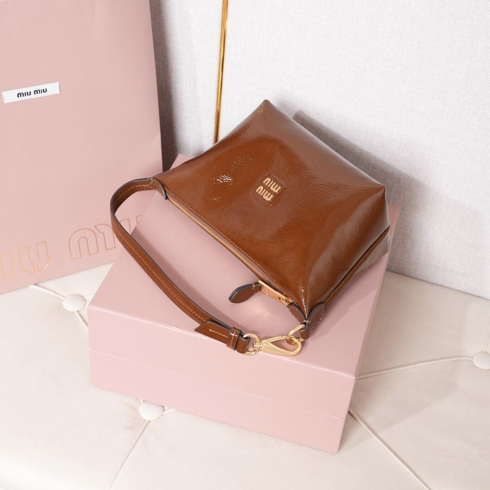 Dragons Bags Miun Miun Luxury Bag --123537