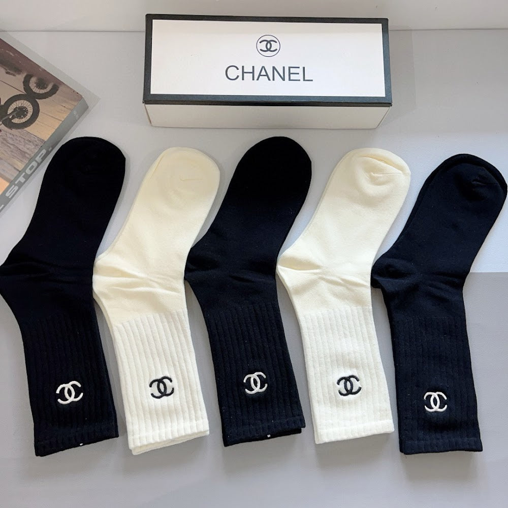 Dragons Bags Premium Luxury Socks --98211