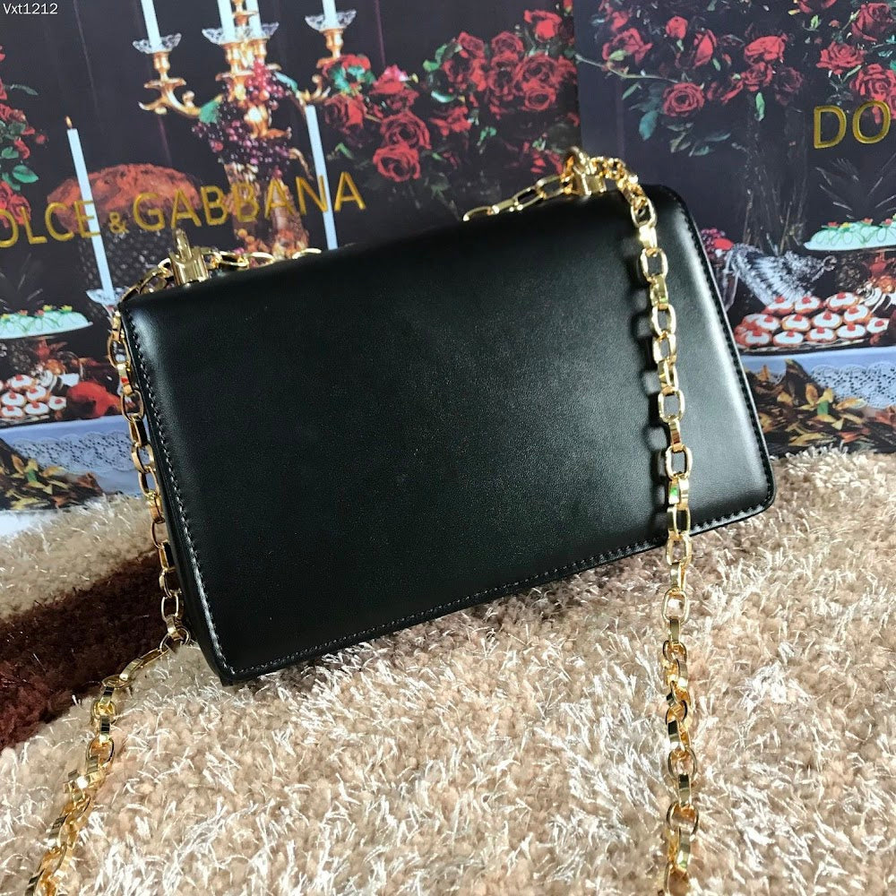 new-luxury-designer-bags-nm16968