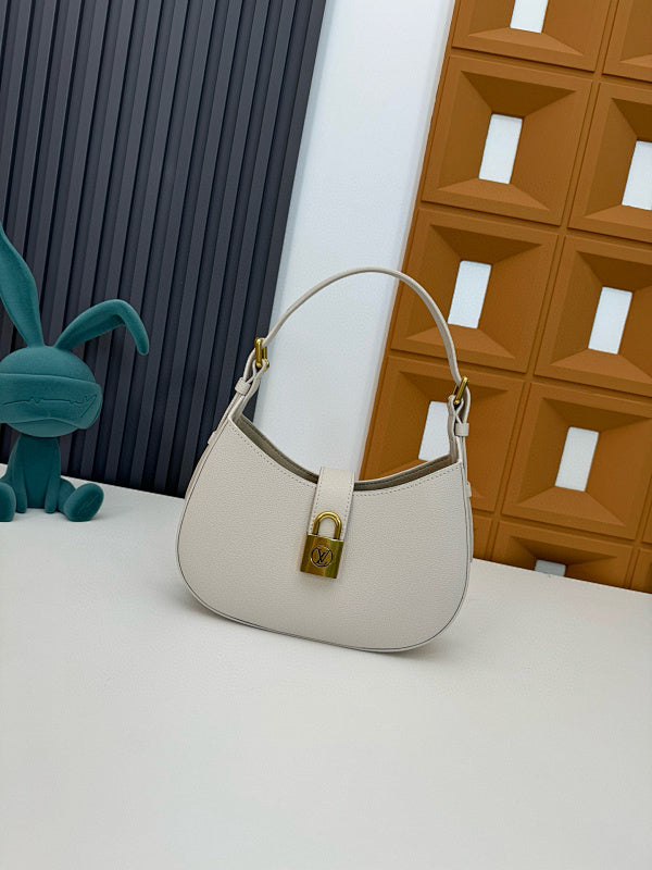 Dragons Bags ln Luxury Bag --81452