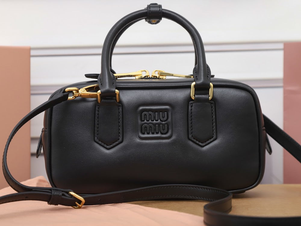 Dragons Bags Miun Miun Luxury Bag --123439