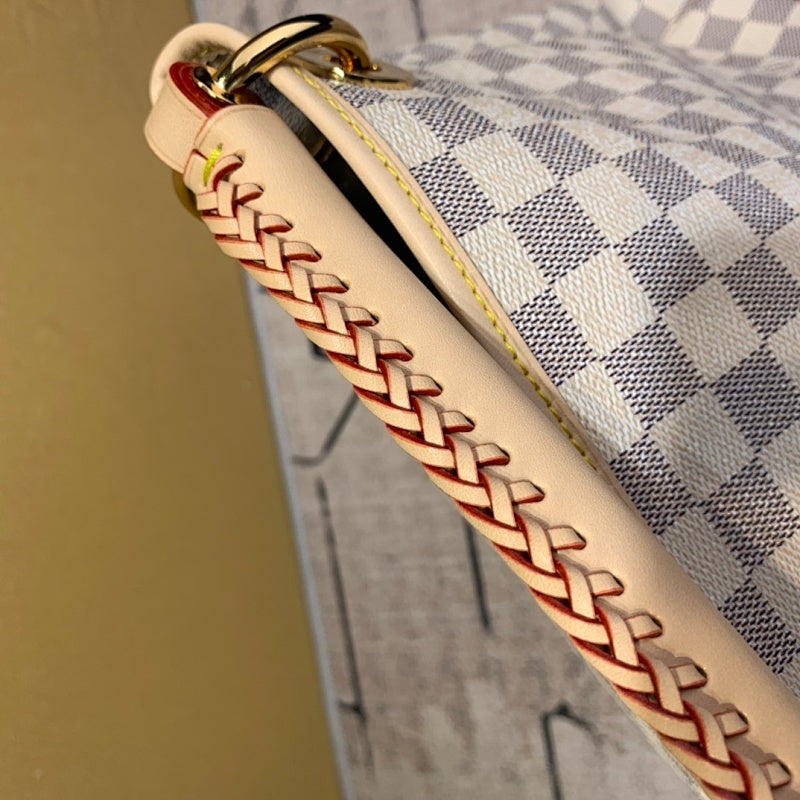 Dragons Bags ln Luxury Bag --59095