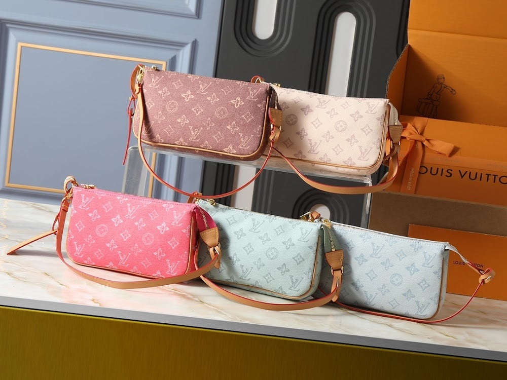 Dragons Bags ln Luxury Bag --77785