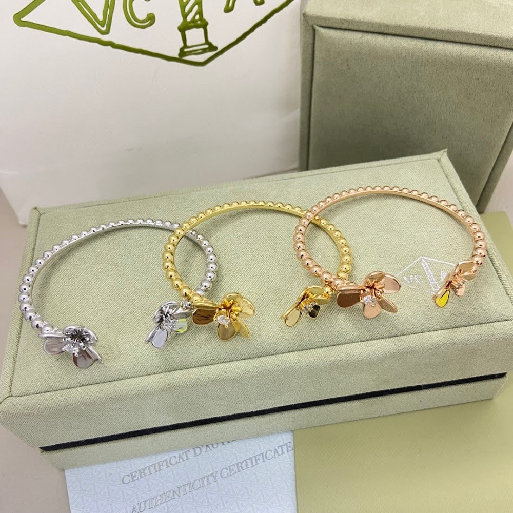 Dragons Bags VCA Luxury Jewelry --51700