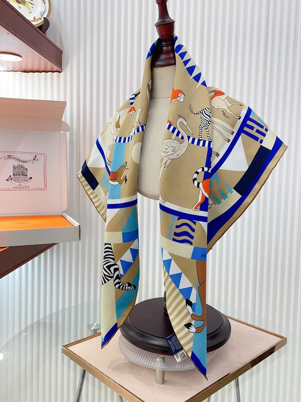 Dragons Bags Premium Designer Scarf --98984