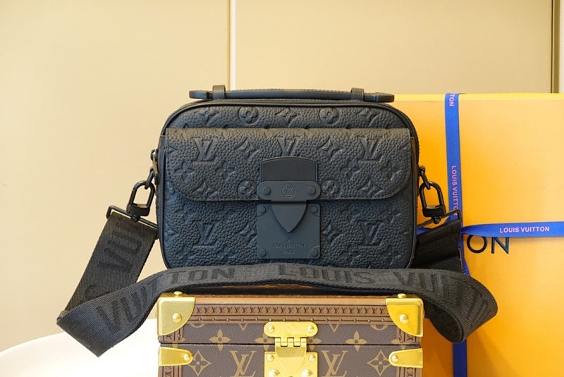 Dragons Bags ln Luxury Bag --60246