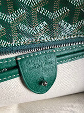 new-luxury-designer-bags-nm8093