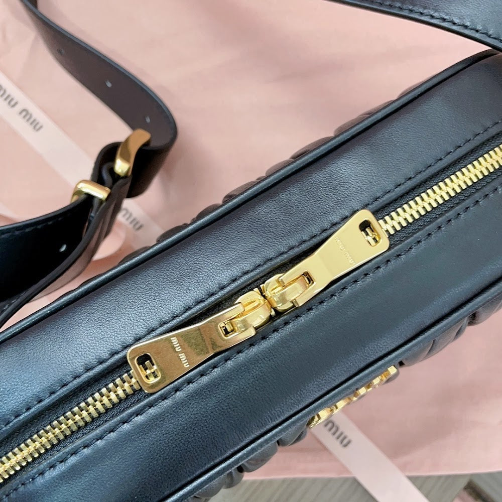 Dragons Bags Miun Miun Luxury Bag --123264