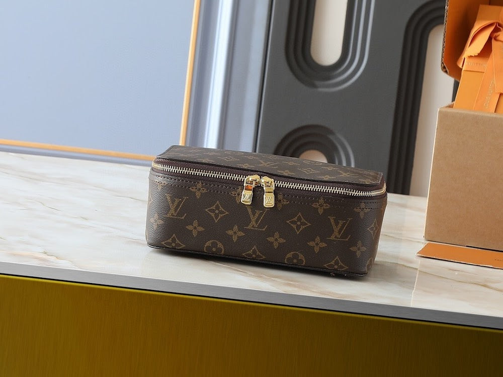 Dragons Bags ln Luxury Bag --77014
