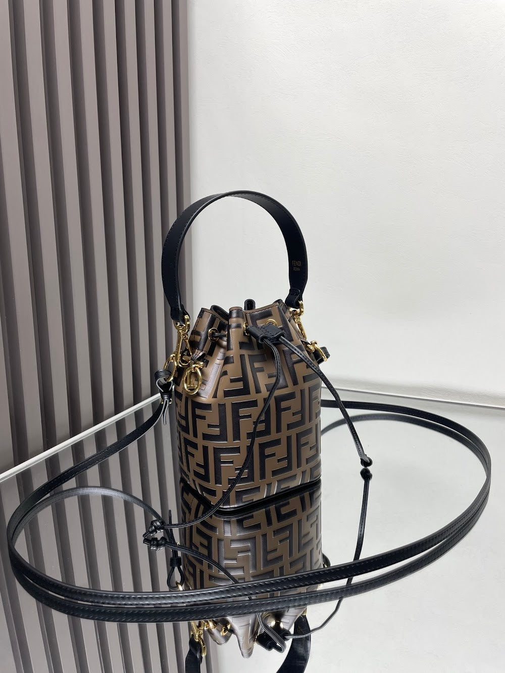 new-designer-premium-bags-nm15679
