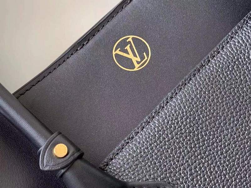 Dragons Bags ln Luxury Bag --66842