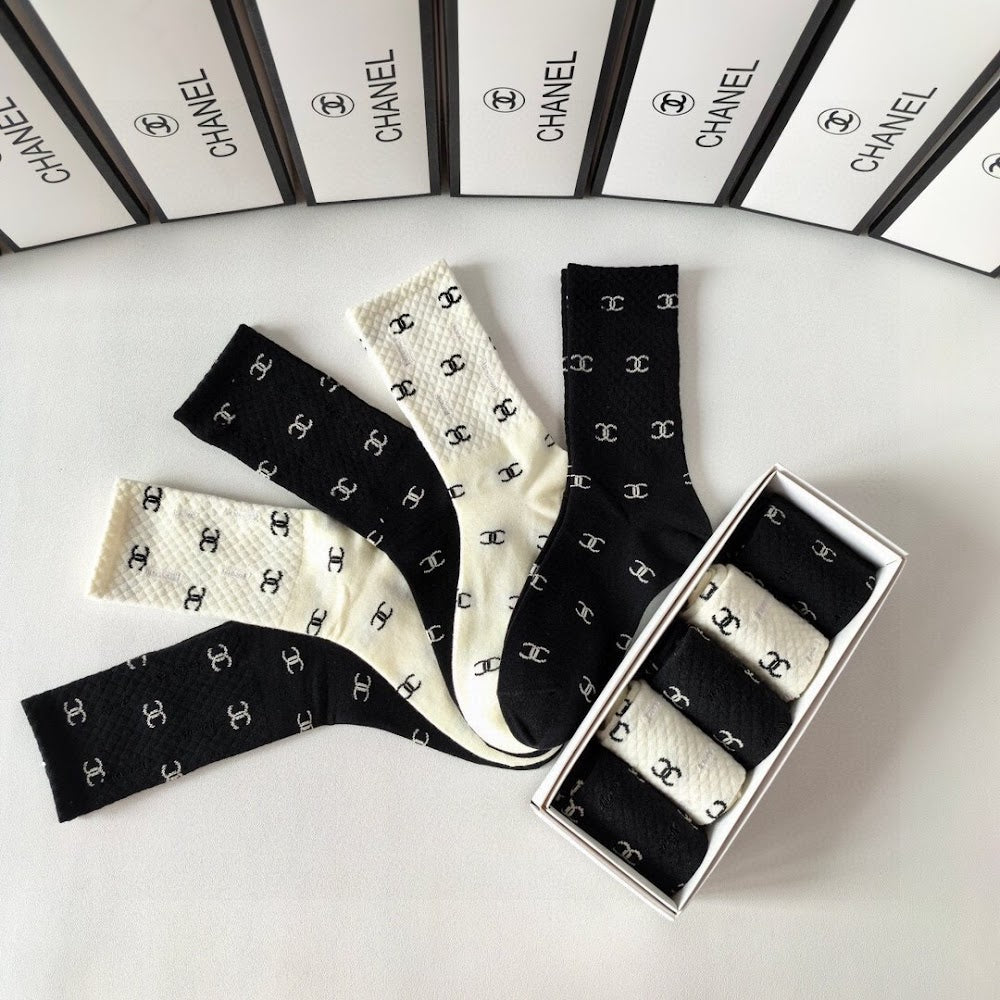 Dragons Bags Premium Luxury Socks --98010