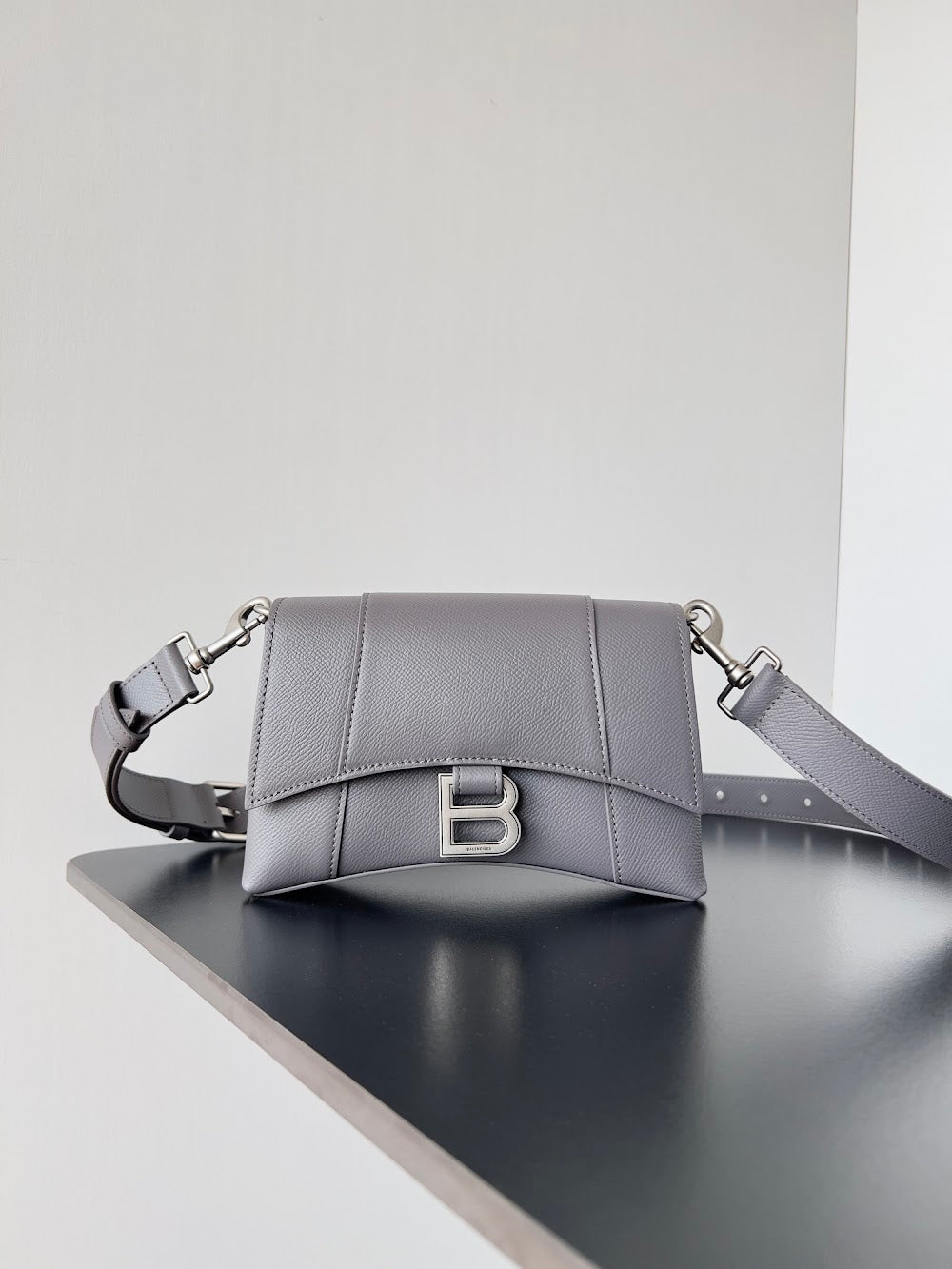 Dragons Bags Balenciaga Luxury Bag --111274