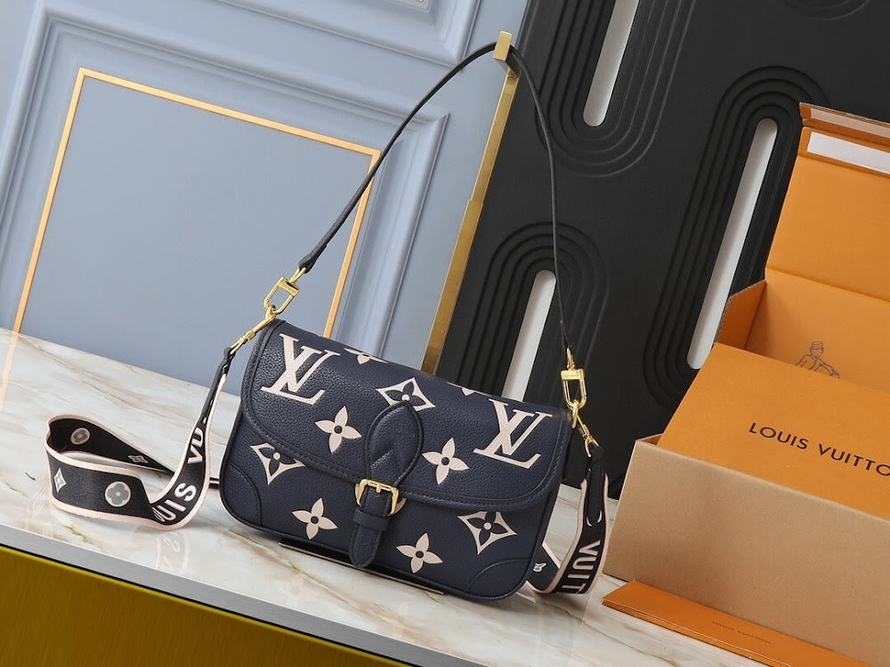 Dragons Bags ln Luxury Bag --76471