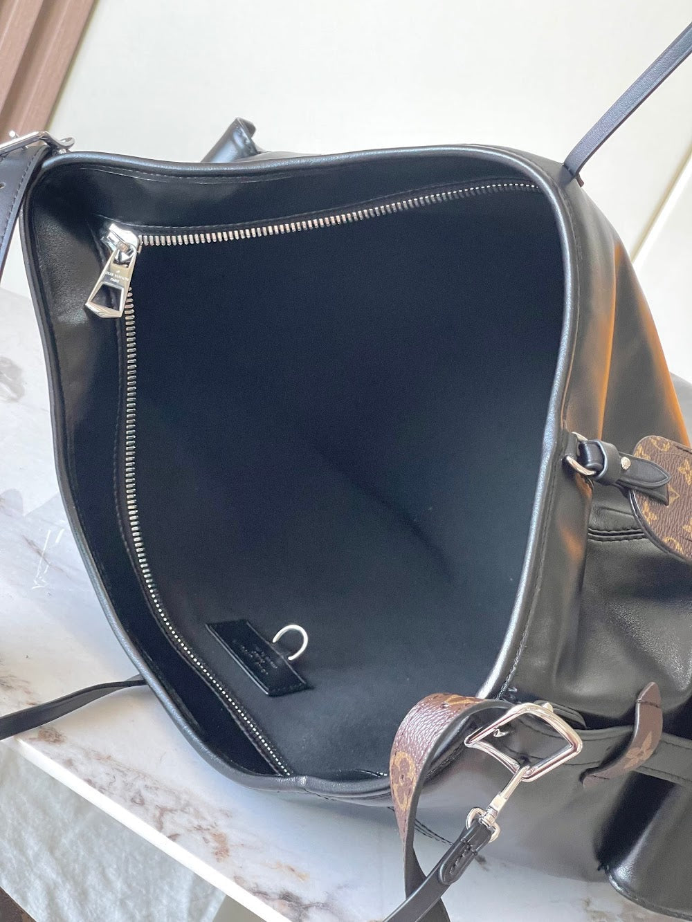 Dragons Bags ln Luxury Bag --97215