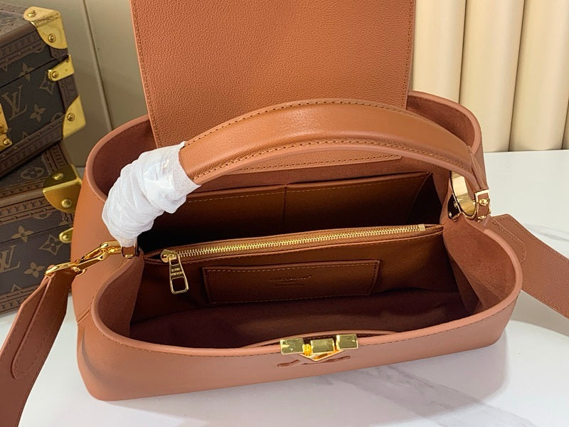 Dragons Bags ln Luxury Bag --63061